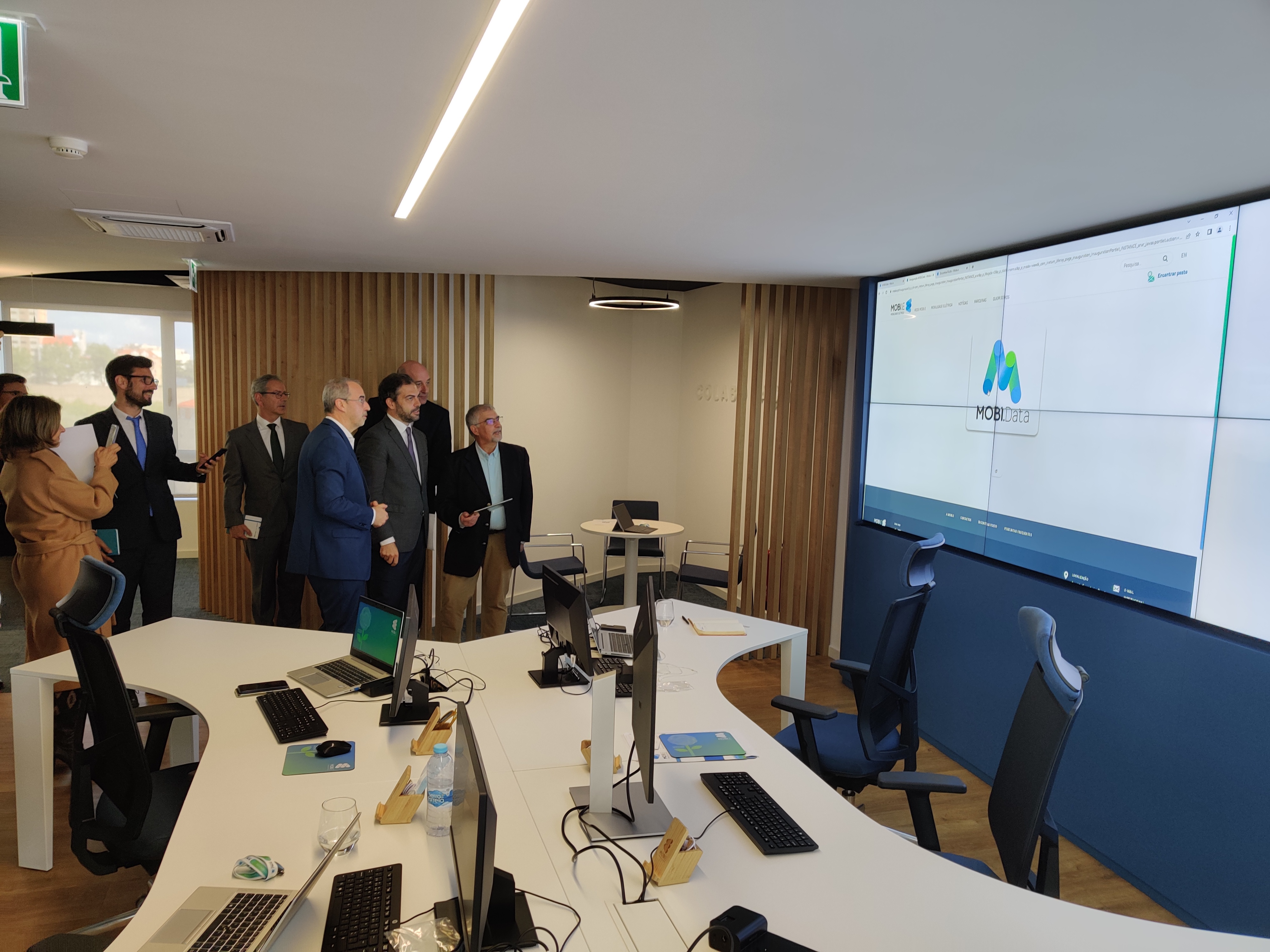 Ministro do Ambiente marca presença no lançamento oficial do MOBI.Data